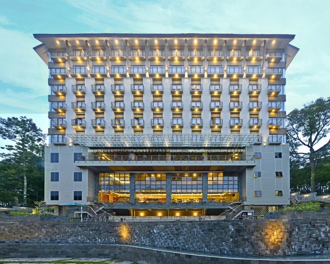 Famvida Hotel Lubuklinggau Стая снимка